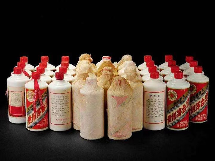 隆昌日照岚山回收酒价格哪里回收(附近上门回收茅台酒）?